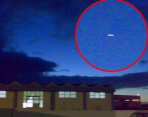 Puglia, sei operai avvistano un ufo e lo fotografano con i cellulari